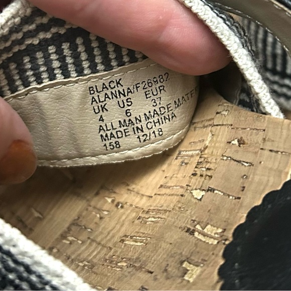 White Mountain Black and Cream Wedge Sandals - Picture 6 of 12